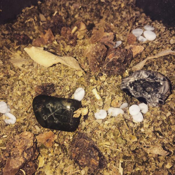 Incense and Powder Deneb Algedi Incense and Powder Deneb Algedi