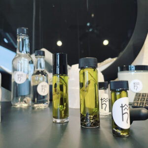 Saturn in Aquarius Anointing Oil Kolonia