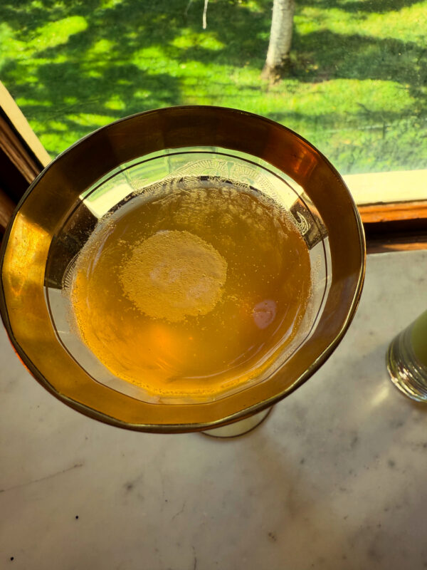 Spica Offering Cup Gold Green Vertical Spica Offering Cup Gold Green Vertical